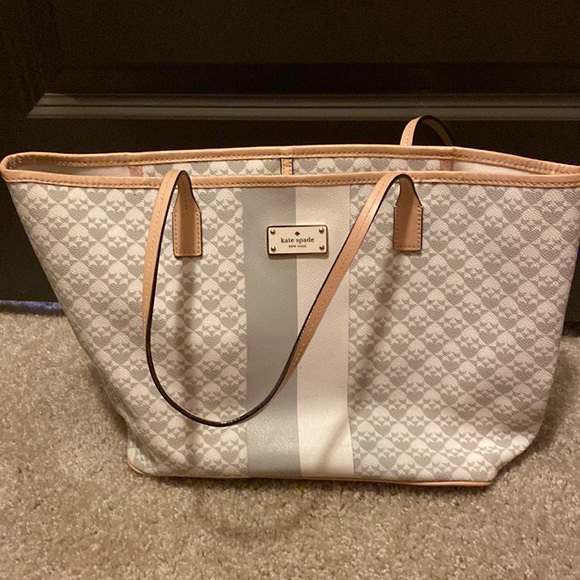 kate spade Handbags - Kate Spade tote